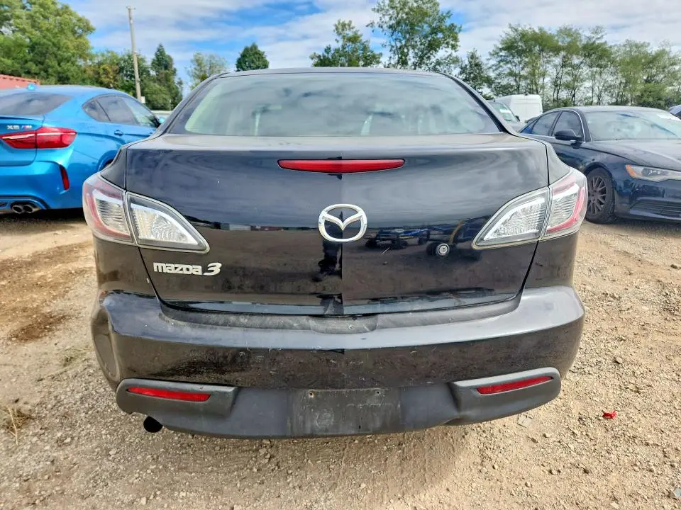 2010 MAZDA 3 I  