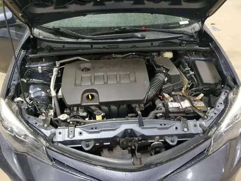 2018 TOYOTA COROLLA SE  