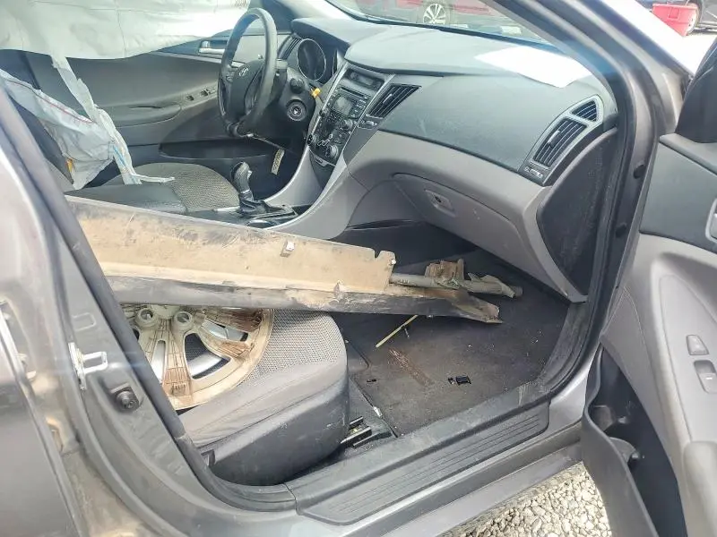 2012 HYUNDAI SONATA GLS  