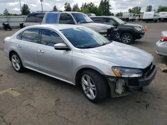 2014 VOLKSWAGEN PASSAT SE