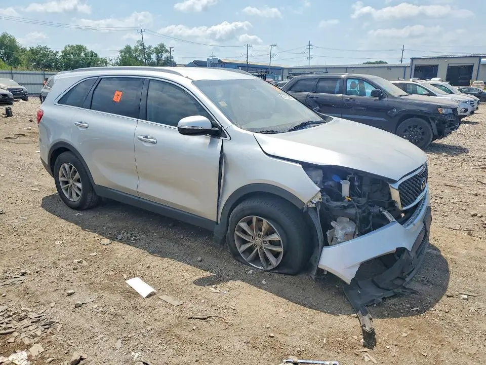 2018 KIA SORENTO LX  