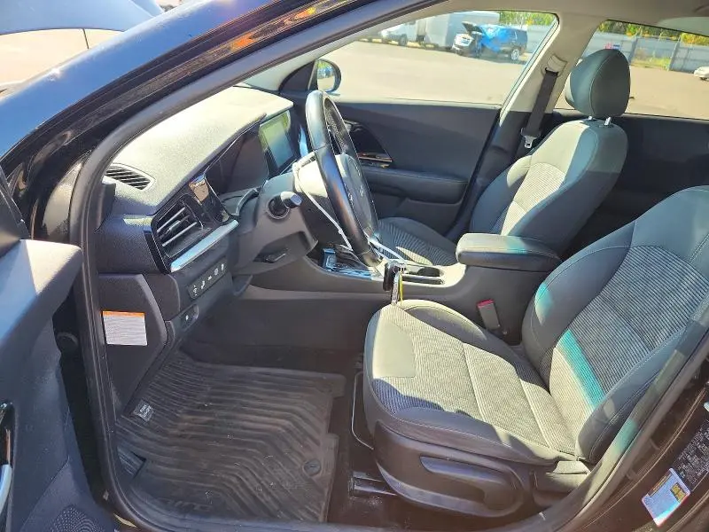 2022 KIA NIRO LXS  