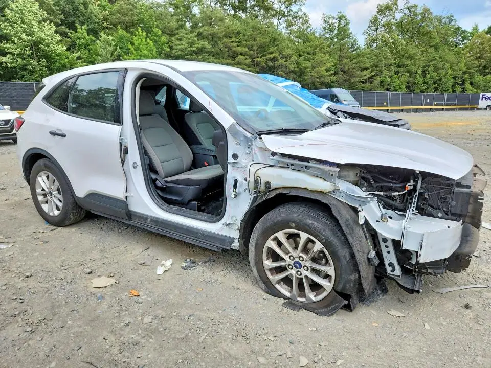 2021 FORD ESCAPE S  