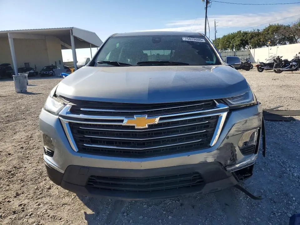 2023 CHEVROLET TRAVERSE LT  