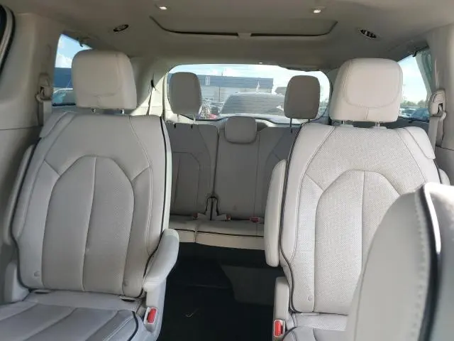 2021 CHRYSLER PACIFICA LIMITED  