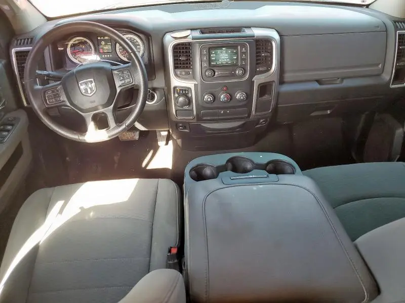 2018 RAM 1500 SLT  