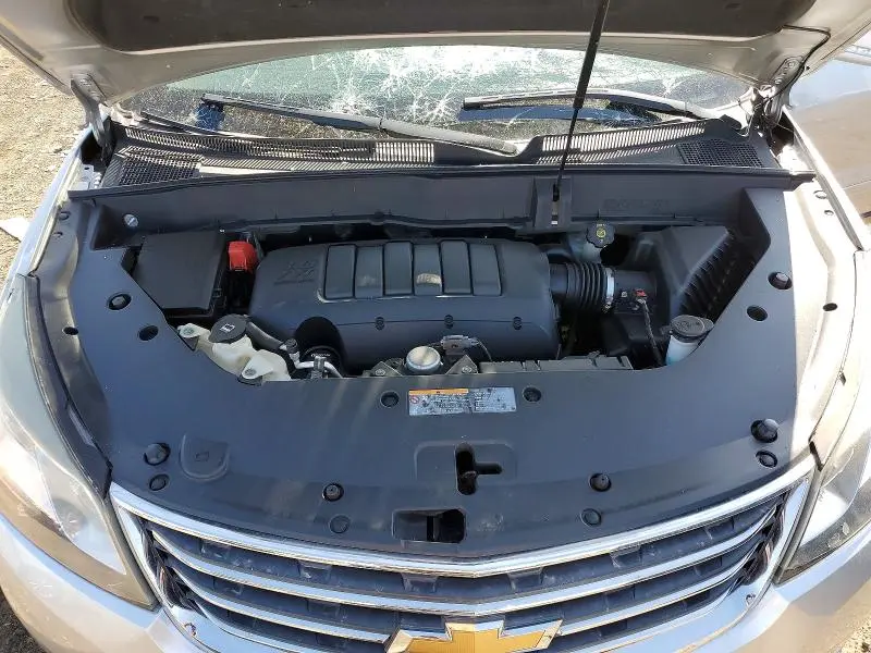 2015 CHEVROLET TRAVERSE LT  
