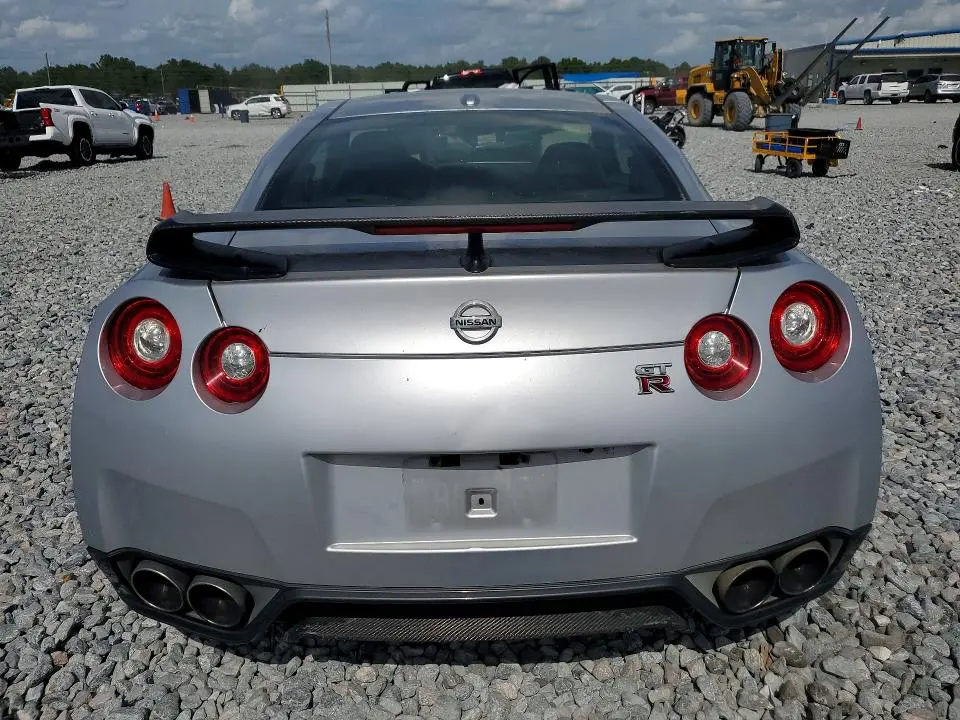 2016 NISSAN GT-R BLACK EDITION  