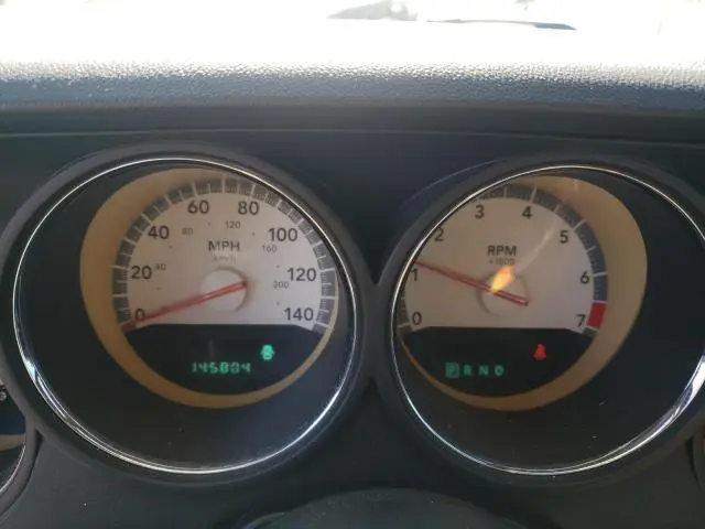 2010 DODGE CHALLENGER SE  