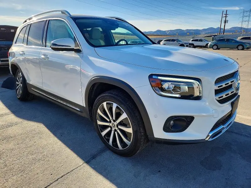 2023 MERCEDES-BENZ GLB 250 4MATIC  