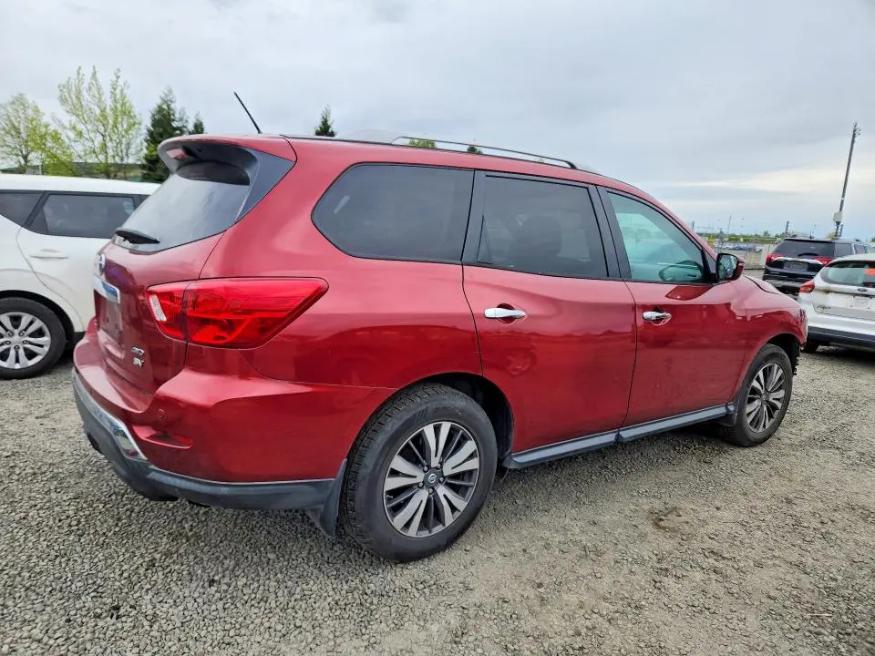 2017 NISSAN PATHFINDER SV  