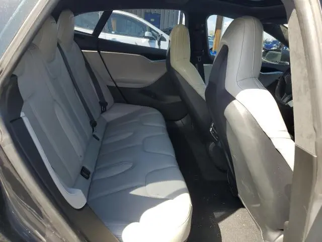 2015 TESLA MODEL S 85D  