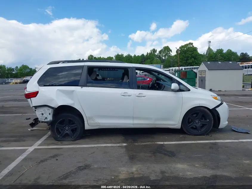 2015 TOYOTA SIENNA LE 8 PASSENGER