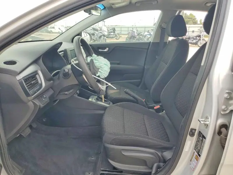 2019 KIA RIO S  