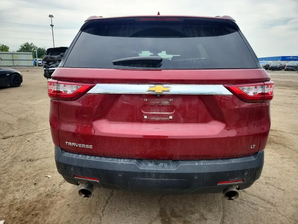 2021 CHEVROLET TRAVERSE LT  