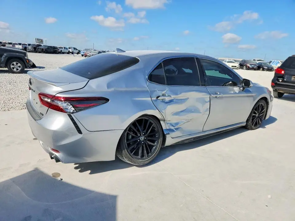 2022 TOYOTA CAMRY XSE  