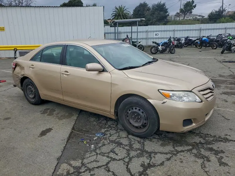 2011 TOYOTA CAMRY BASE  