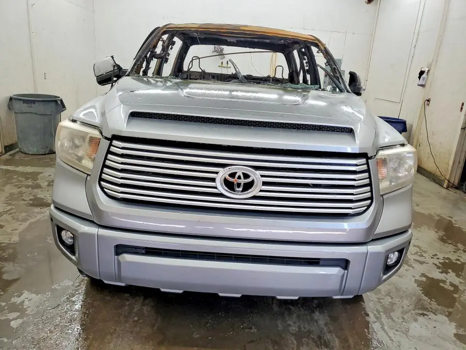 2016 TOYOTA TUNDRA PLATINUM  