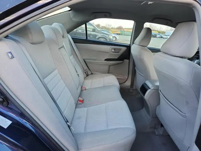 2016 TOYOTA CAMRY LE  