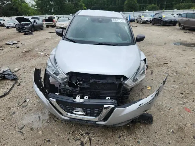 2020 NISSAN KICKS S  