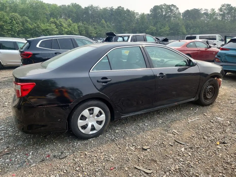 2014 TOYOTA CAMRY LE  