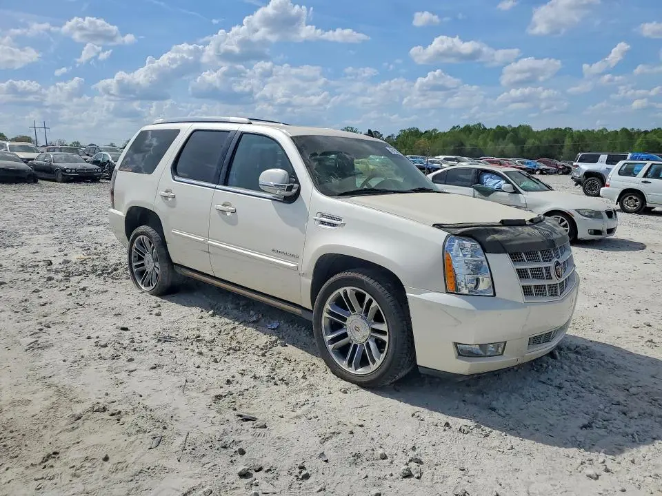 2013 CADILLAC ESCALADE PREMIUM  
