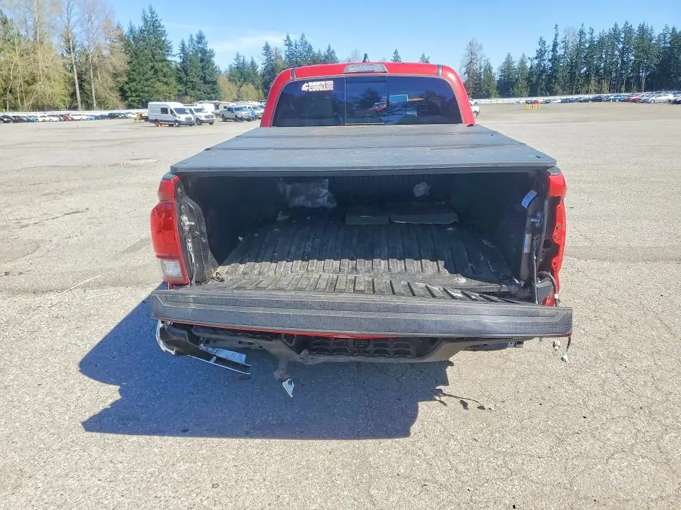 2020 TOYOTA TACOMA SR5 V6  