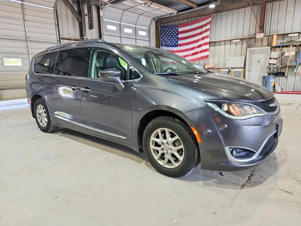 2020 CHRYSLER PACIFICA   