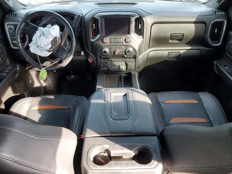 2022 GMC SIERRA K2500 AT4  