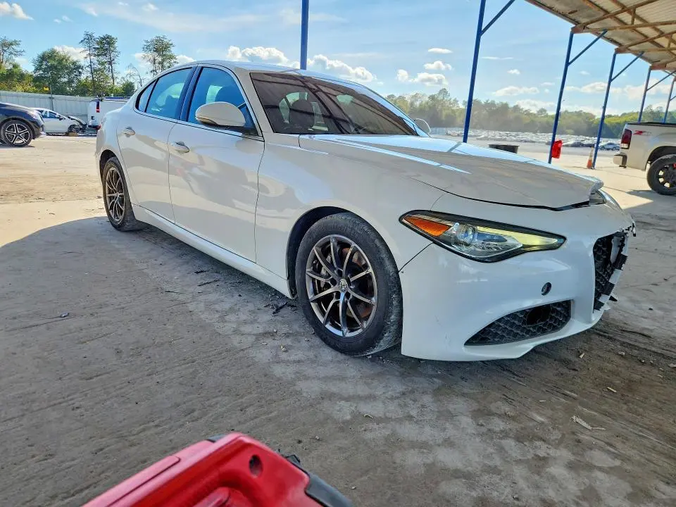 2019 ALFA ROMEO GIULIA SPORT  