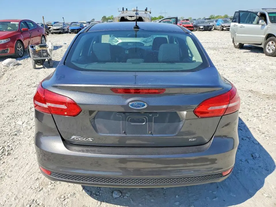 2018 FORD FOCUS SE  