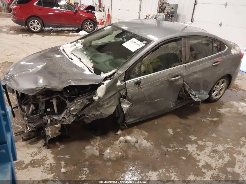 2018 CHEVROLET CRUZE LT AUTO