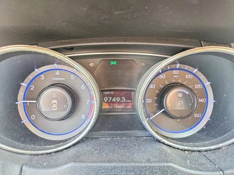 2011 HYUNDAI SONATA GLS  