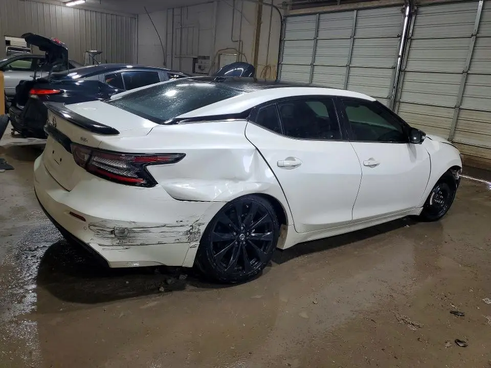 2021 NISSAN MAXIMA SR  
