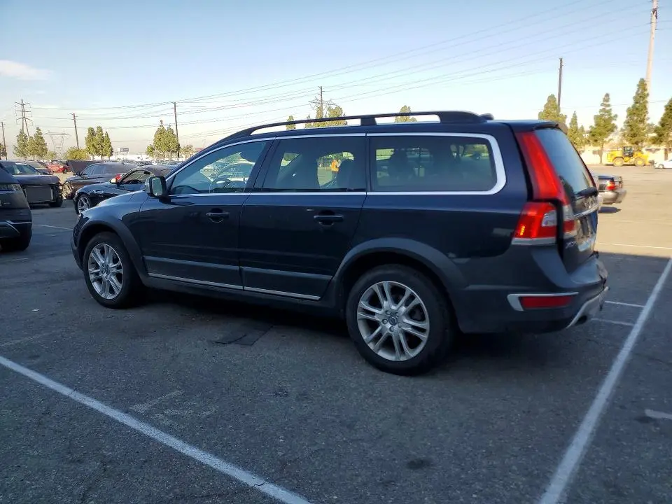 2016 VOLVO XC70 T5 PREMIER  