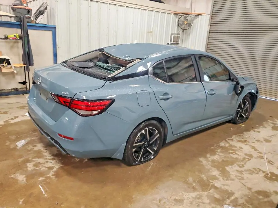 2024 NISSAN SENTRA SV  