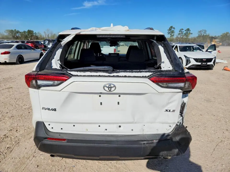 2022 TOYOTA RAV4   