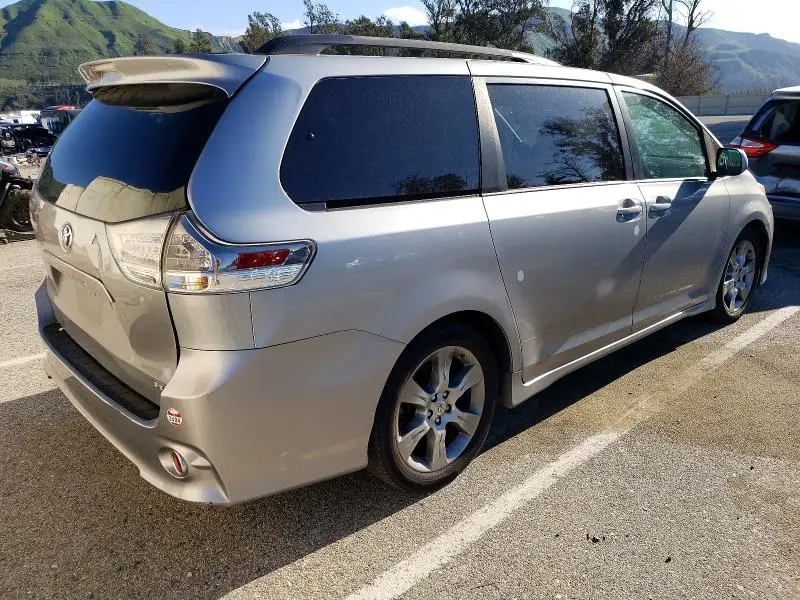 2012 TOYOTA SIENNA SPORT  