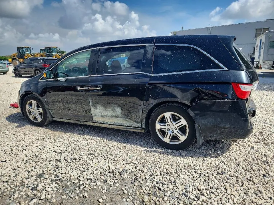 2011 HONDA ODYSSEY TOURING  