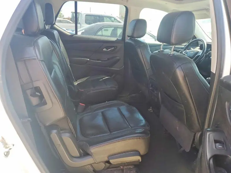 2018 CHEVROLET TRAVERSE LT  