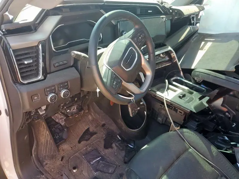 2025 GMC SIERRA K2500 DENALI  