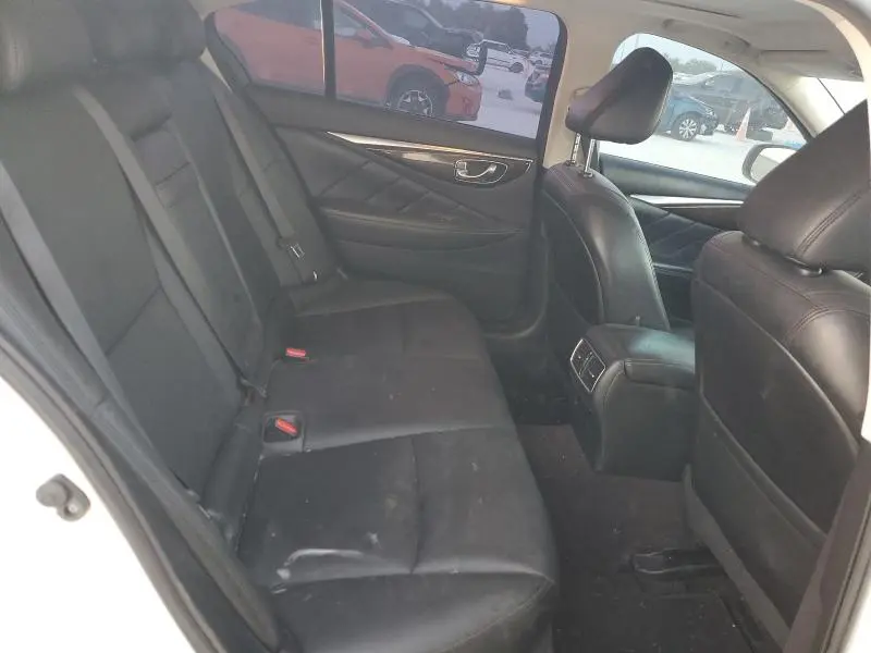 2018 INFINITI Q50 LUXE  