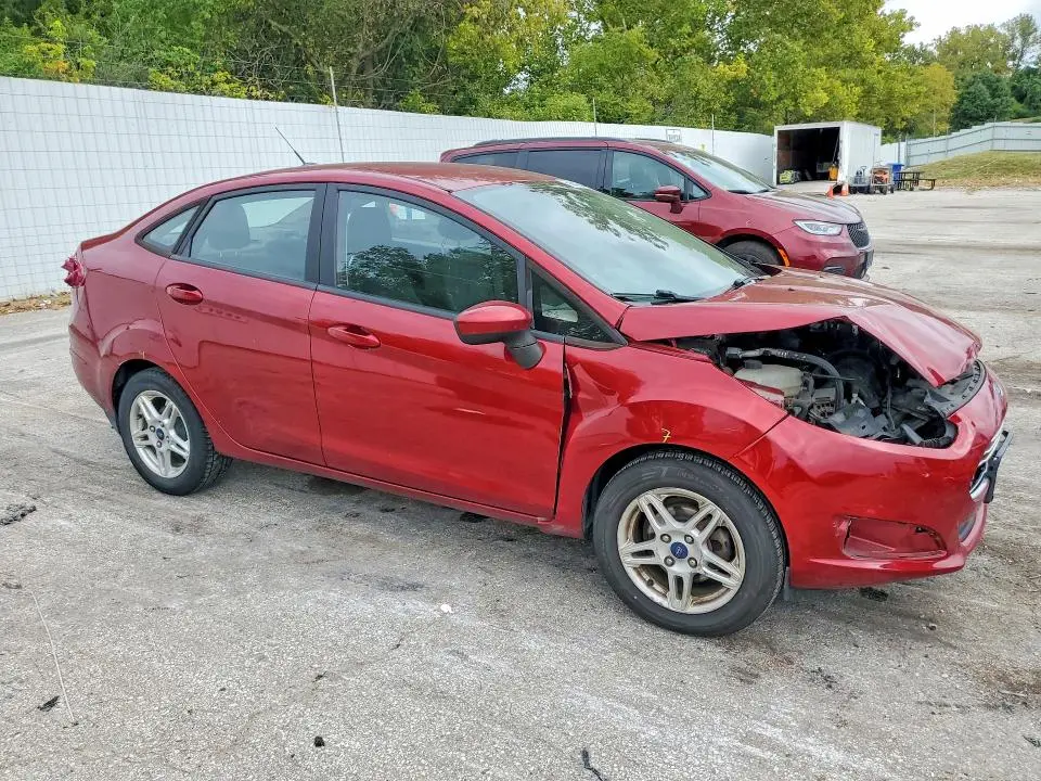 2017 FORD FIESTA SE  