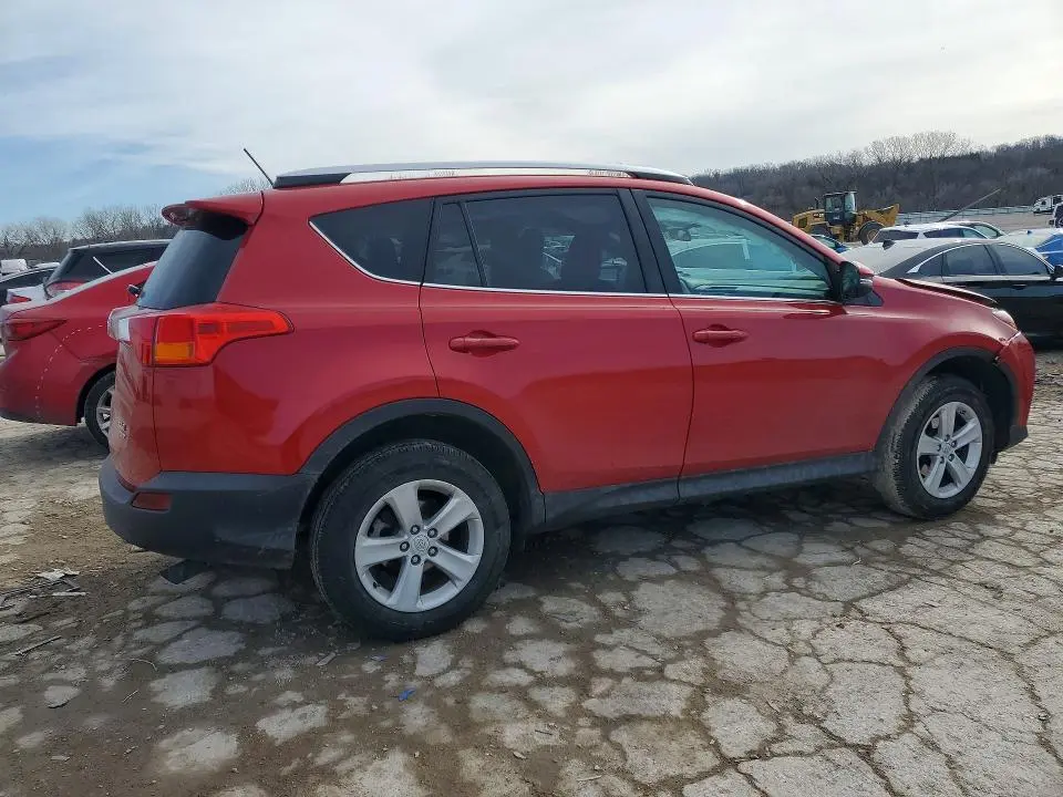 2014 TOYOTA RAV4 XLE  