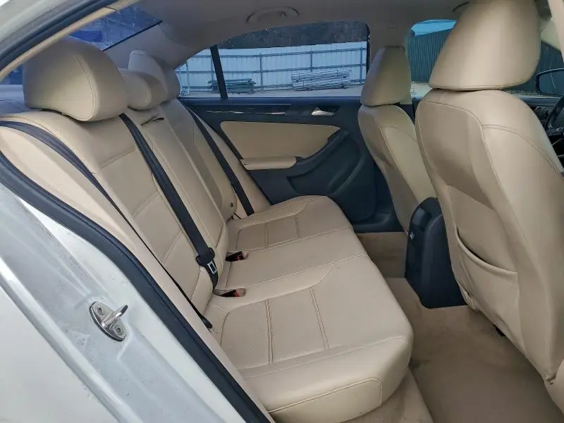 2015 VOLKSWAGEN JETTA TDI  