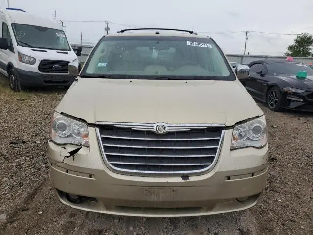2010 CHRYSLER TOWN & COUNTRY LIMITED  