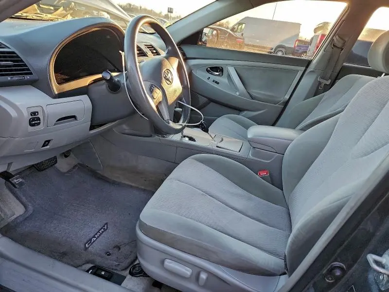 2011 TOYOTA CAMRY BASE  