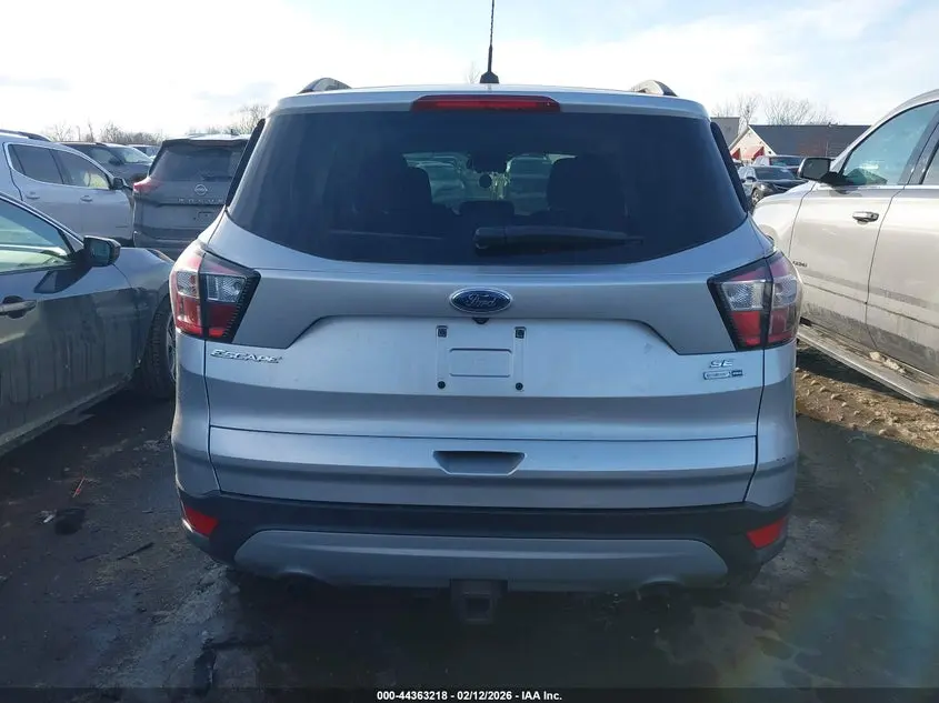 2018 FORD ESCAPE SE