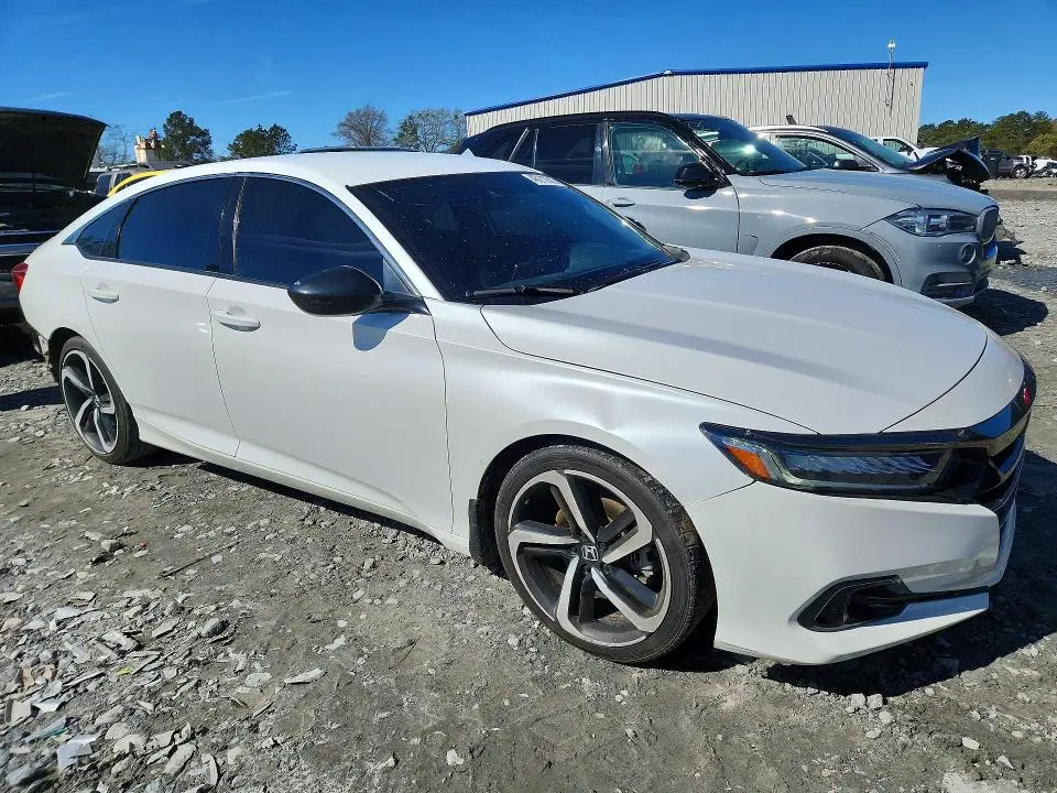 2022 HONDA ACCORD SPORT  
