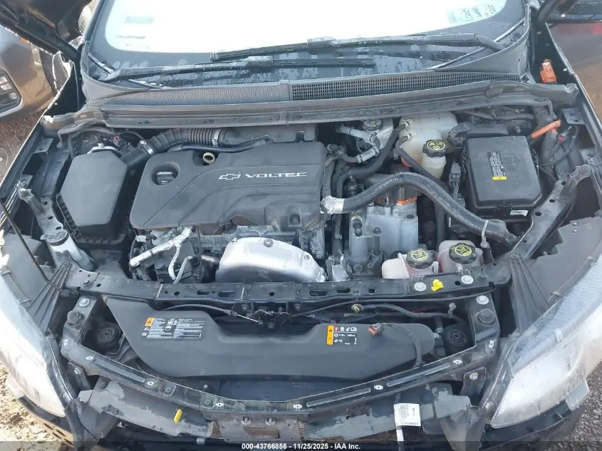 2017 CHEVROLET VOLT LT